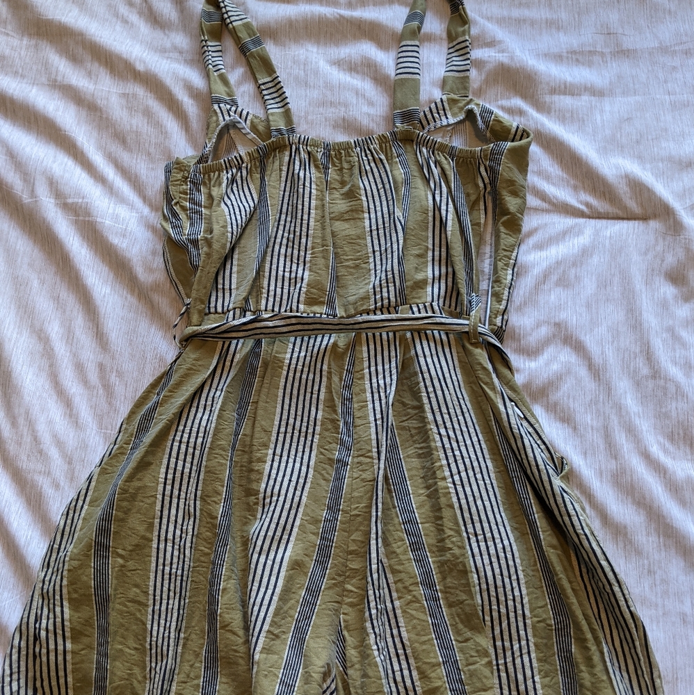 Striped Romper - Picture 5 of 7